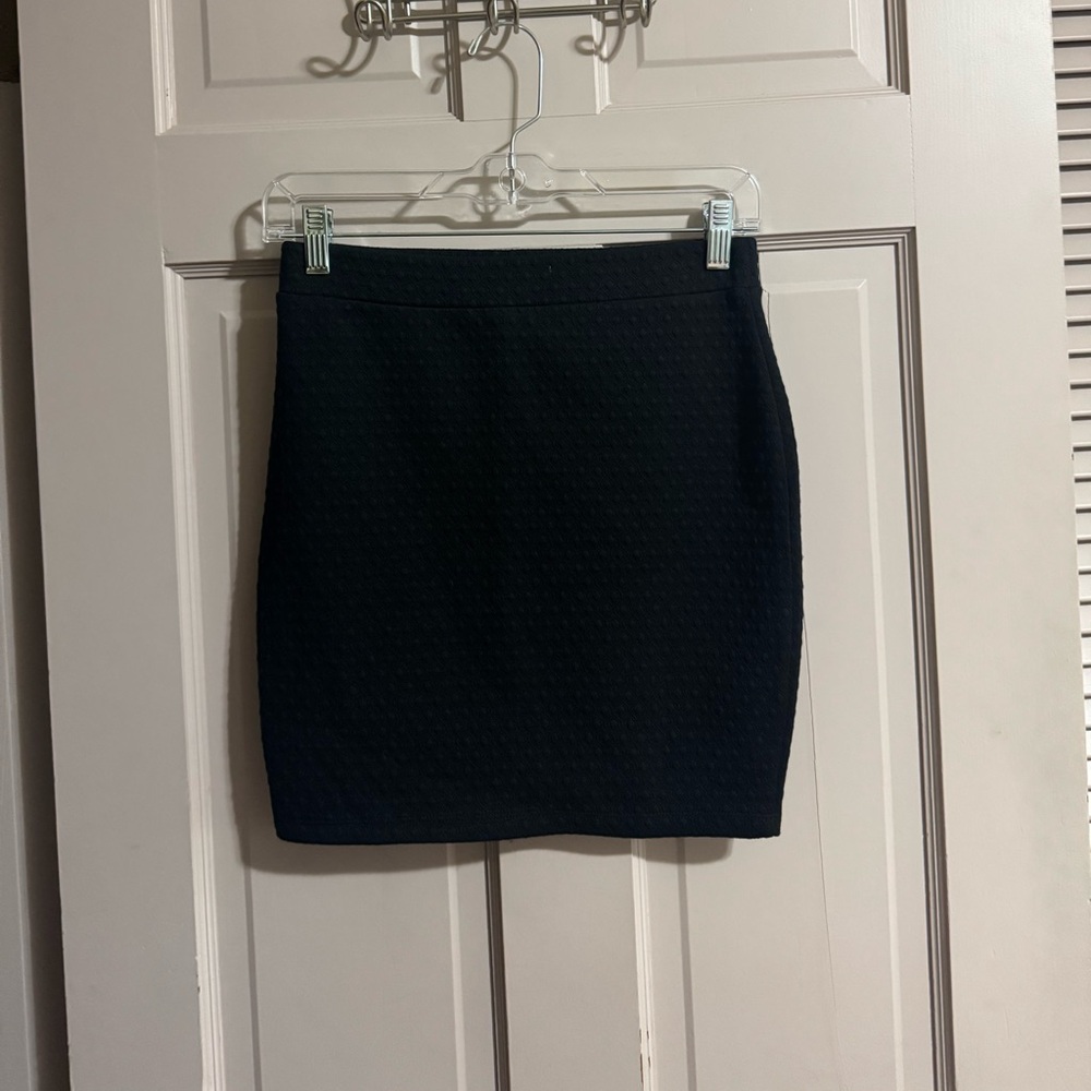 Womens M&S Collection Black Skirt Size 6 Petite NWT